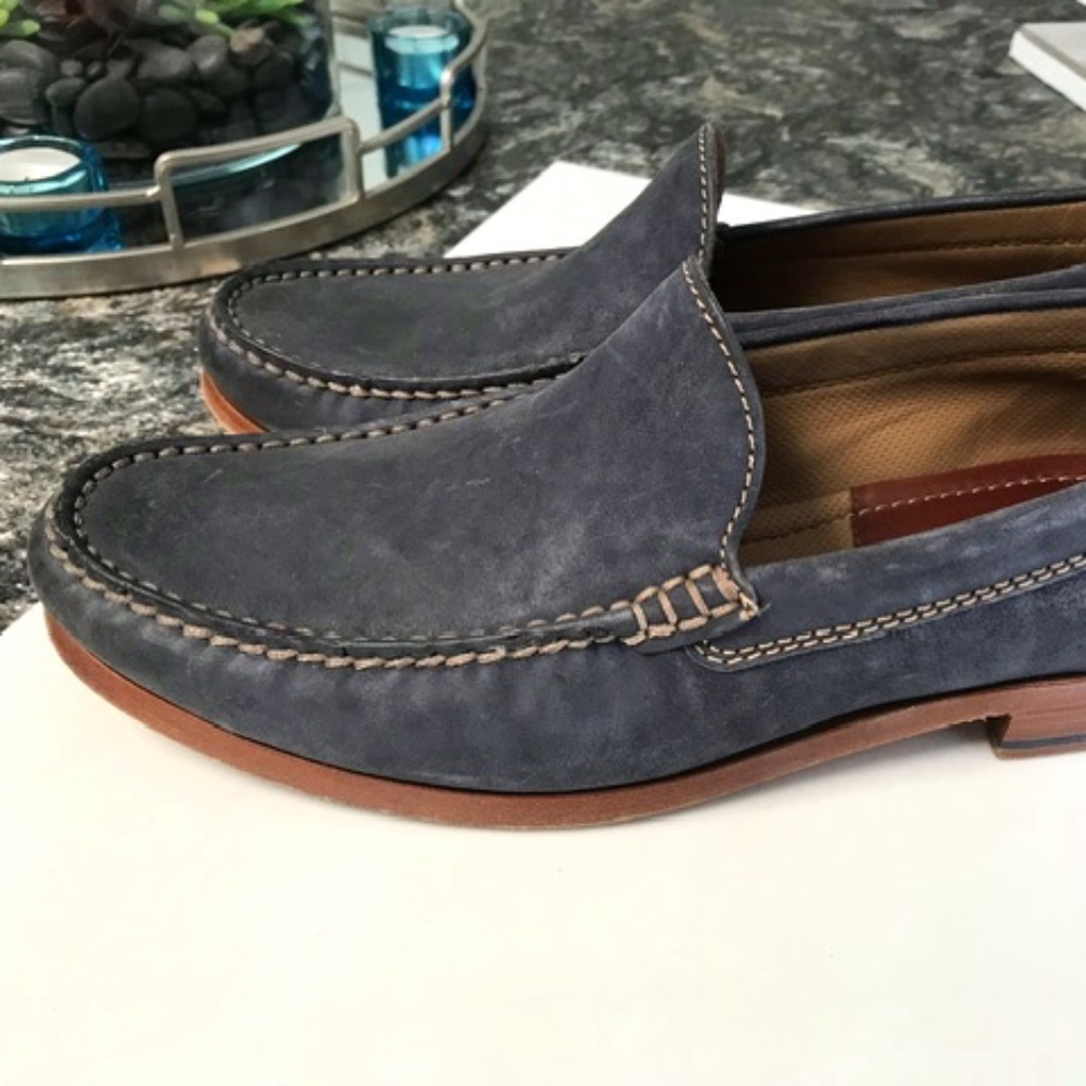 TRASK Nubuk Venetian loafer. Navy blue  size 8M